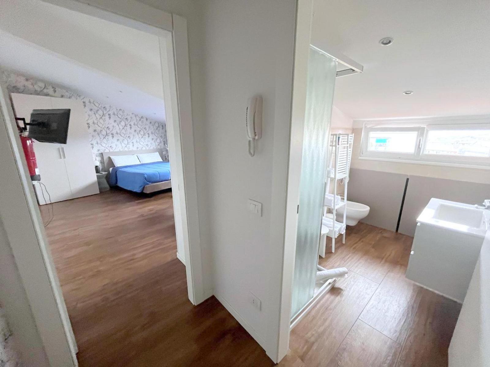 La Mansarda Panoramica Apartment - Verona — Photos 1